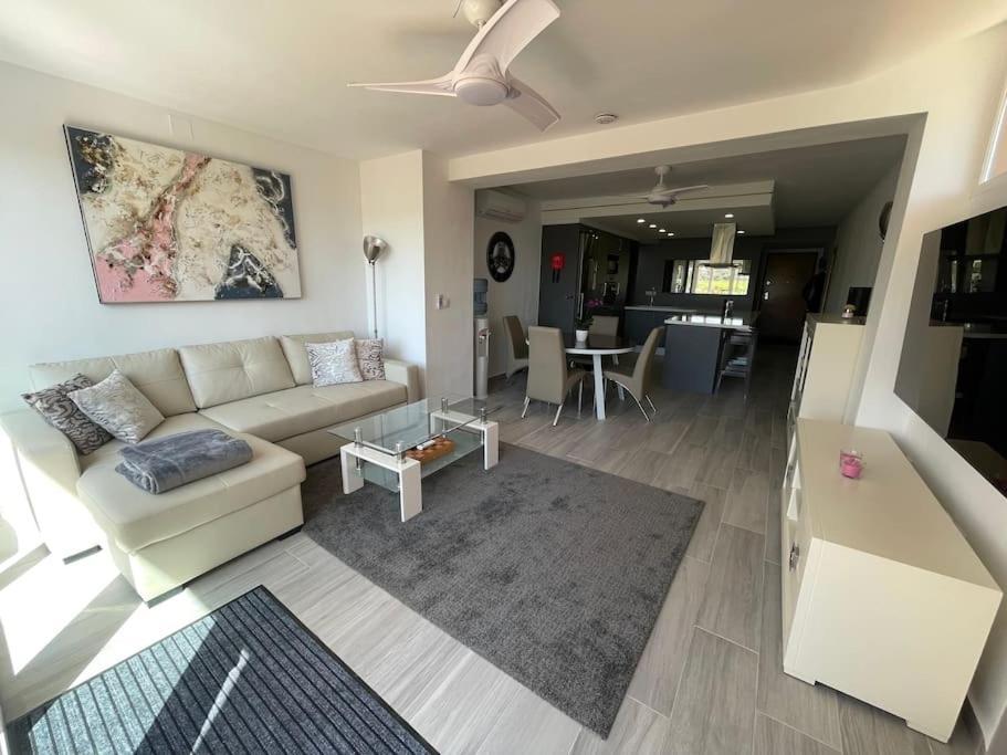 Mar Menor Golf Resort, Luxury Sleeps 6, Lake Views Murcia Buitenkant foto