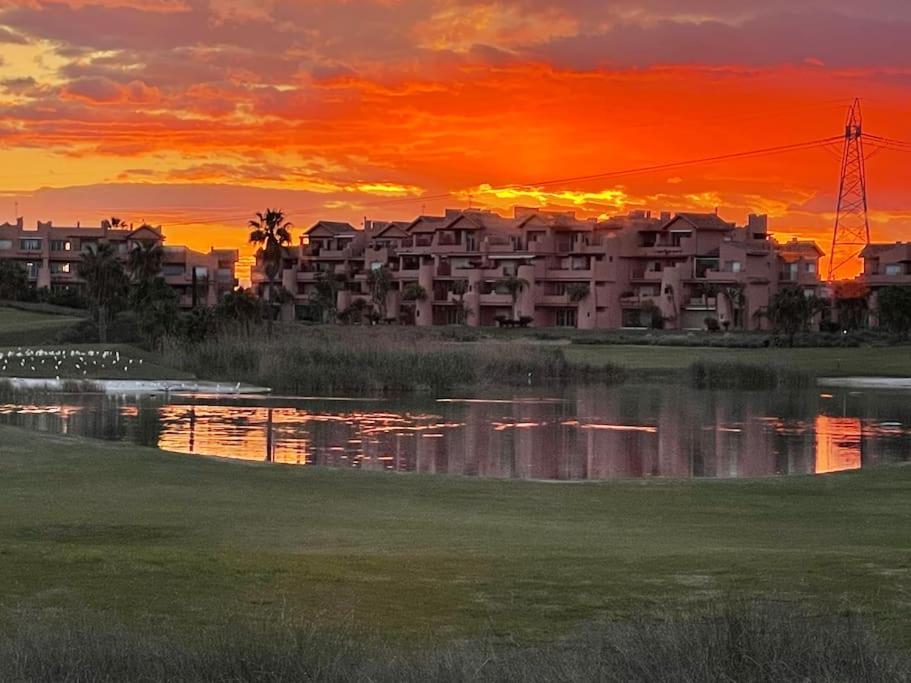 Mar Menor Golf Resort, Luxury Sleeps 6, Lake Views Murcia Buitenkant foto